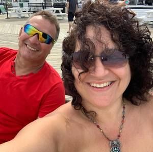 Meet your Posher, Horacio ivette